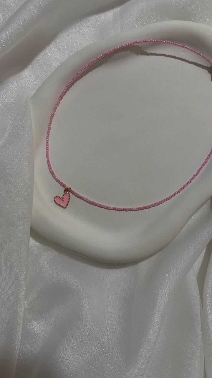 منجوق وقلب صورتی